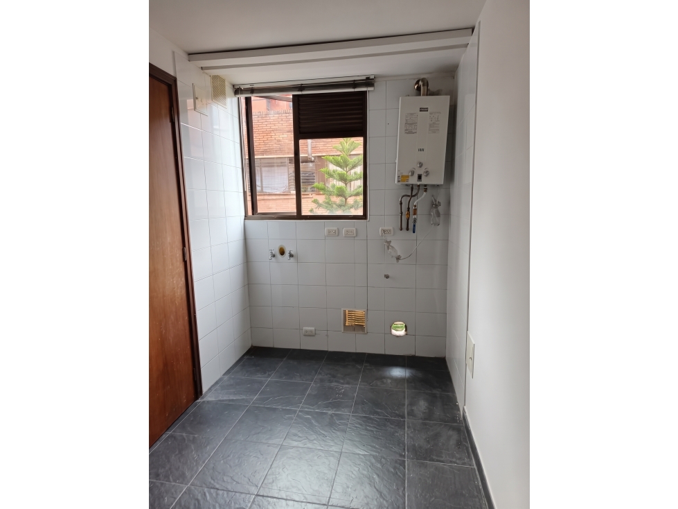 EL NOGAL APARTAMENTO VENTA ARRIENDO 230 MT2 — foto 6