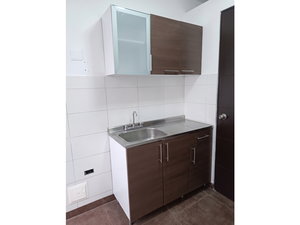 CHICO RESERVADO OFICINA ARRIENDO 710 M2 — foto 4