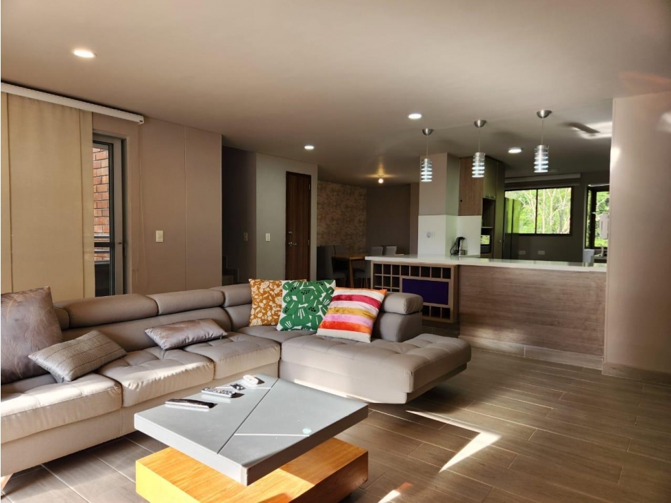 Amoblado HERMOSO Apartamento Dúplex en la Frontera