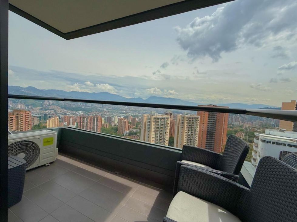 Amoblado ESPECTACULAR Apartamento Cerca al Tesoro Poblado — foto 2