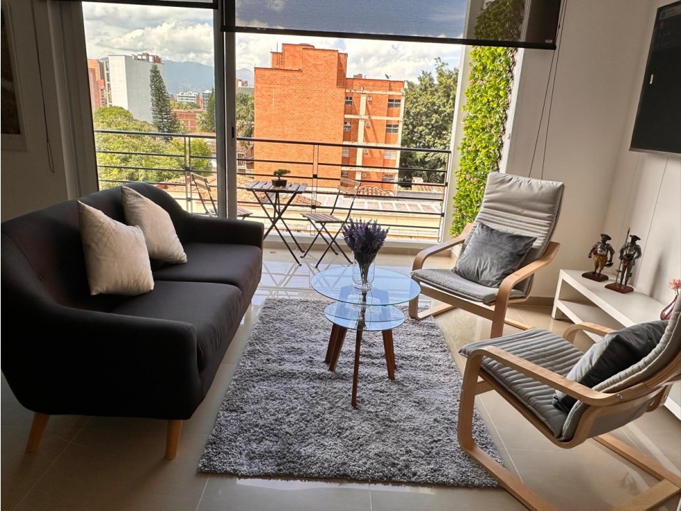Amoblado HERMOSO Dúplex Laureles — foto 2