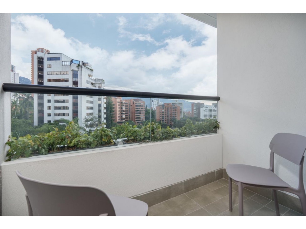 Amoblado HERMOSO Apartamento cerca al Tesoro piso alto — foto 6