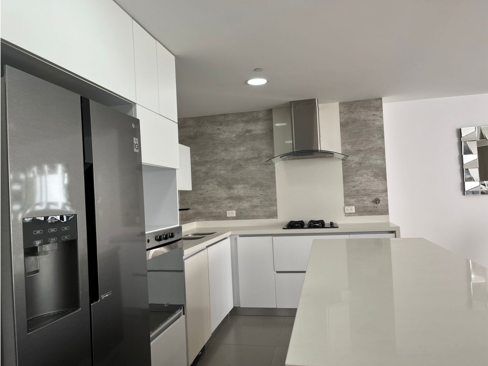 Amoblado Hermoso piso 13 Envigado - Antioquia — foto 6