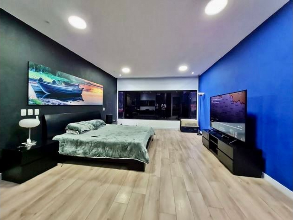 Amoblado HERMOSA casa Alto de Palmas - Medellín. — foto 5