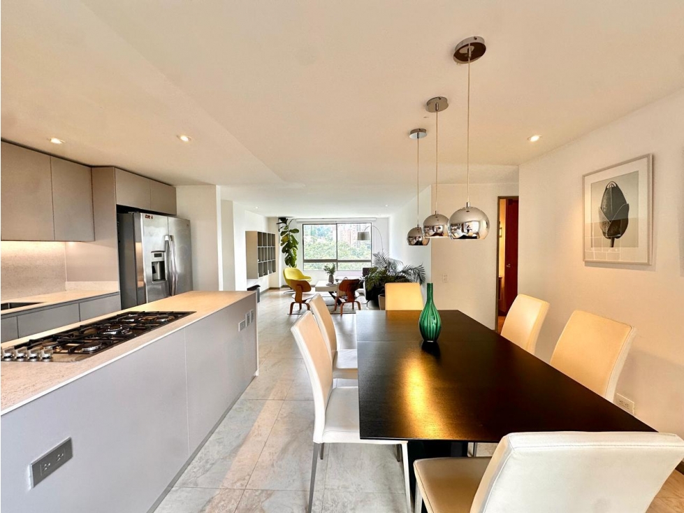 Amoblado Exclusivo Apartamento Poblado cerca CC Tesoro — foto 4