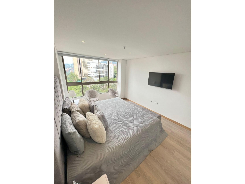 Amoblado ESPECTACULAR Apartamento Tesoro Poblado — foto 6