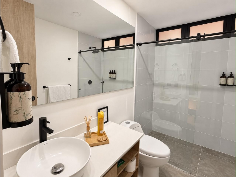 Amoblado Apartamento para estrenar Loma del Escobero — foto 6