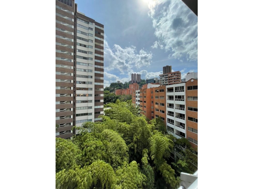 Amoblado Hermoso apartamento Castropol Poblado - Medellin — foto 6