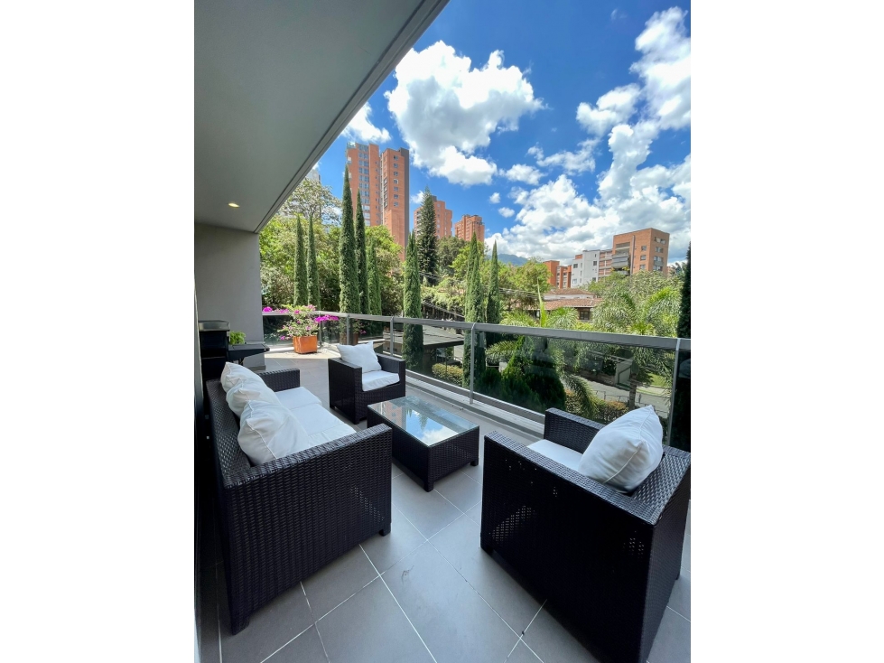 Amoblado Hermoso Apartamento lalinde Poblado - Medellín