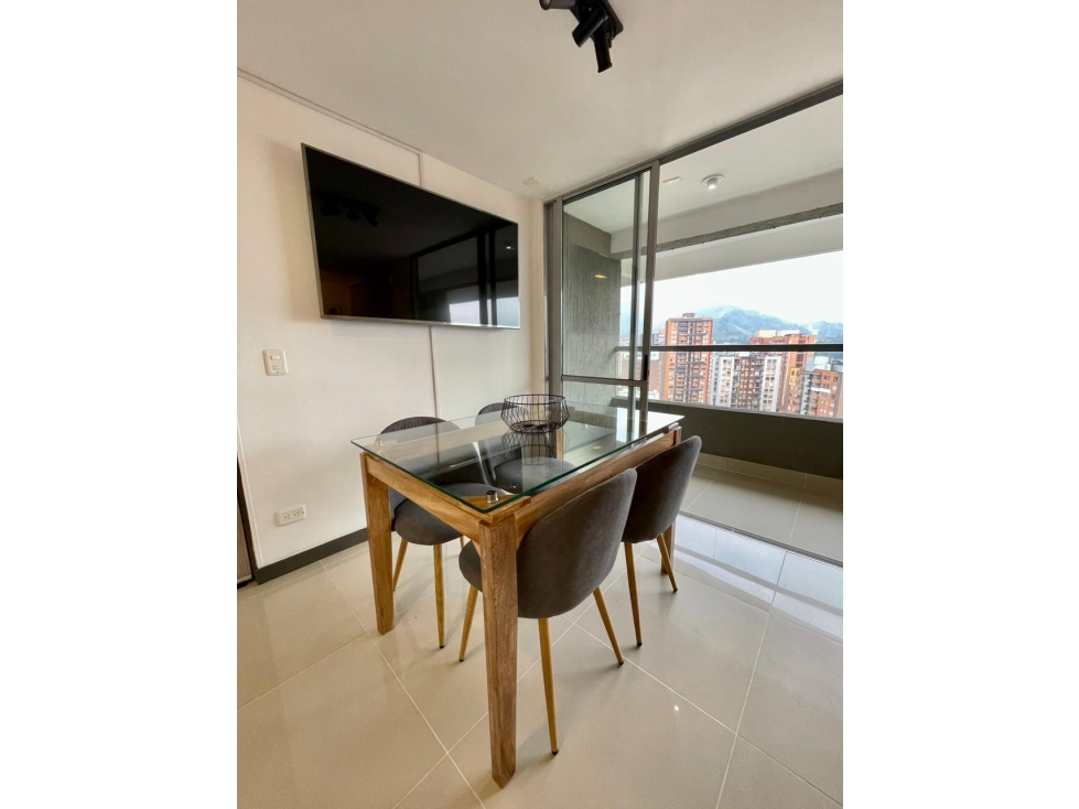 Amoblado ESPECTACULAR apartamento loma de los Bernal - Medellín — foto 5