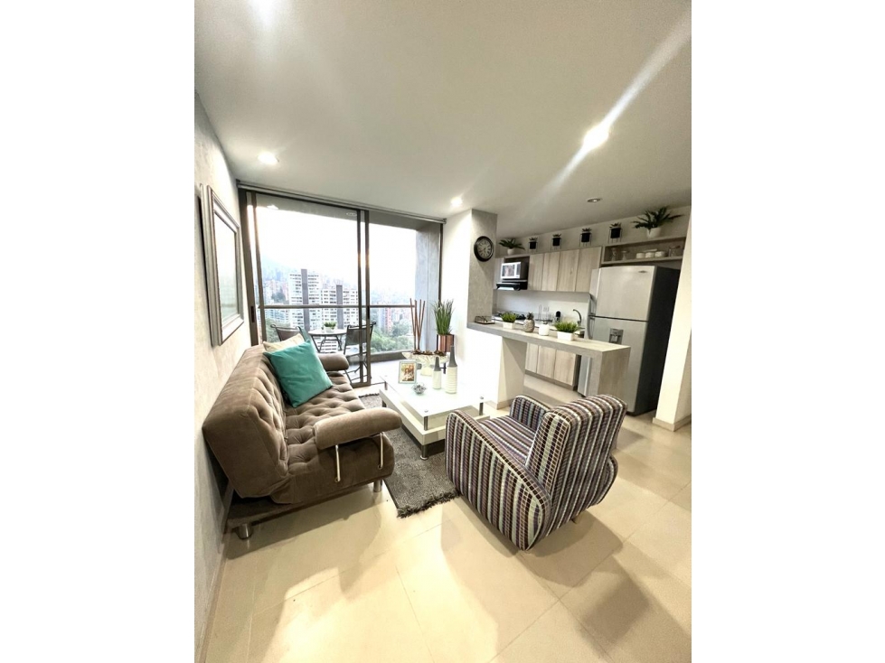Amoblado ESPECTACULAR Apartamento Poblado - Medellín — foto 4