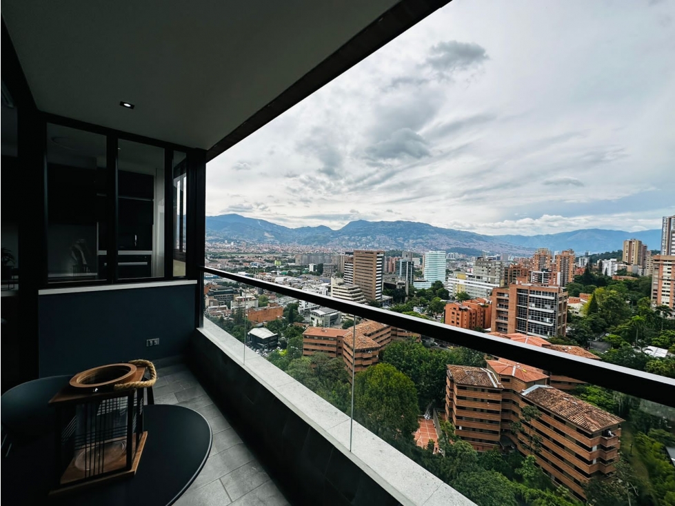 Amoblado Hermoso Apartamento de Lujo Poblado - Medellín — foto 5