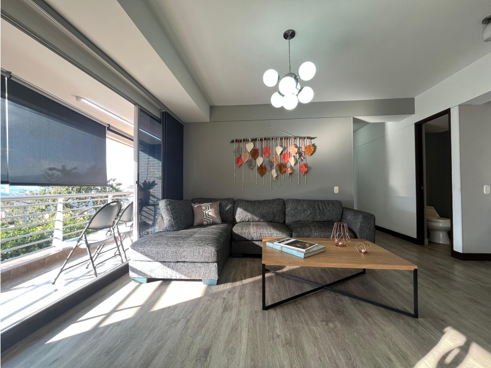 Amoblado Hermoso Apartamento Envigado - Antioquia.