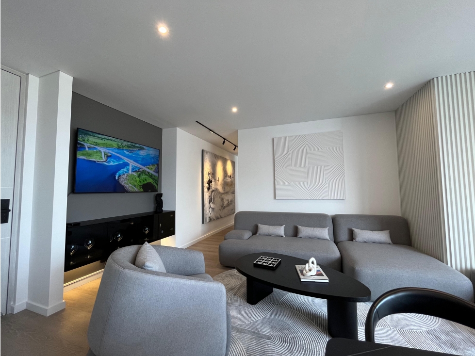 Amoblado Espectacular Apartamento de lujo Poblado - Medellín. — foto 3