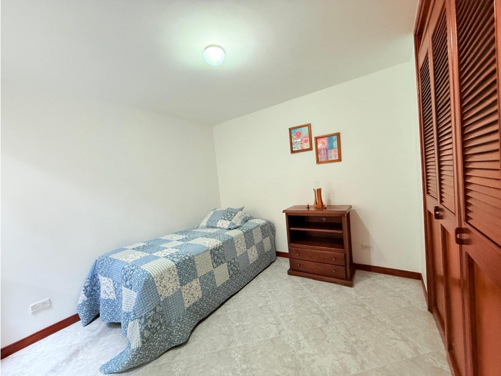 Amoblado HERMOSO Apartamento Envigado — foto 5