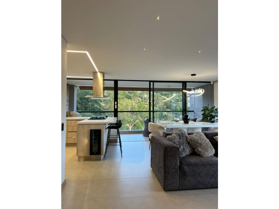 Amoblado ESPECTACULAR Apartamento Envigado de lujo. — foto 5