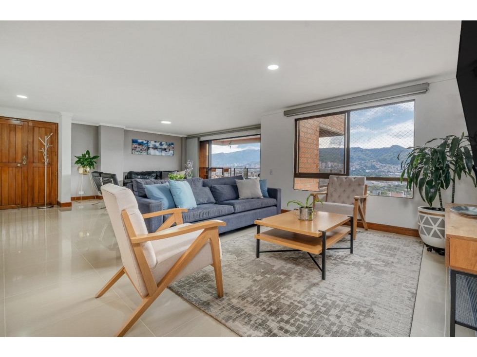 Apartamento en El Poblado, Medellín Elegancia y Comodidad — foto 2