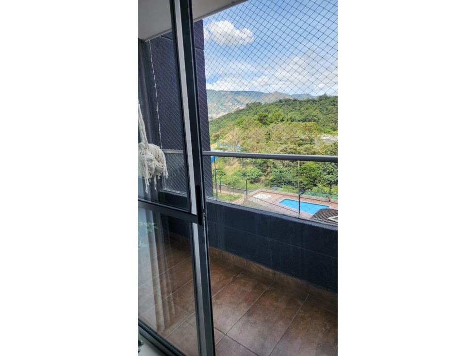 VENTA HERMOSO Apartamento San German Medellín — foto 5