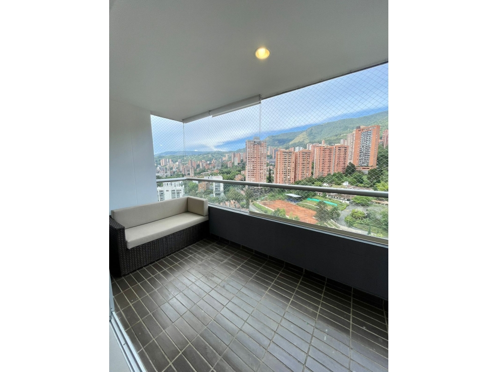 Amoblado Espectacular Apartamento los balsos - Medellin — foto 4