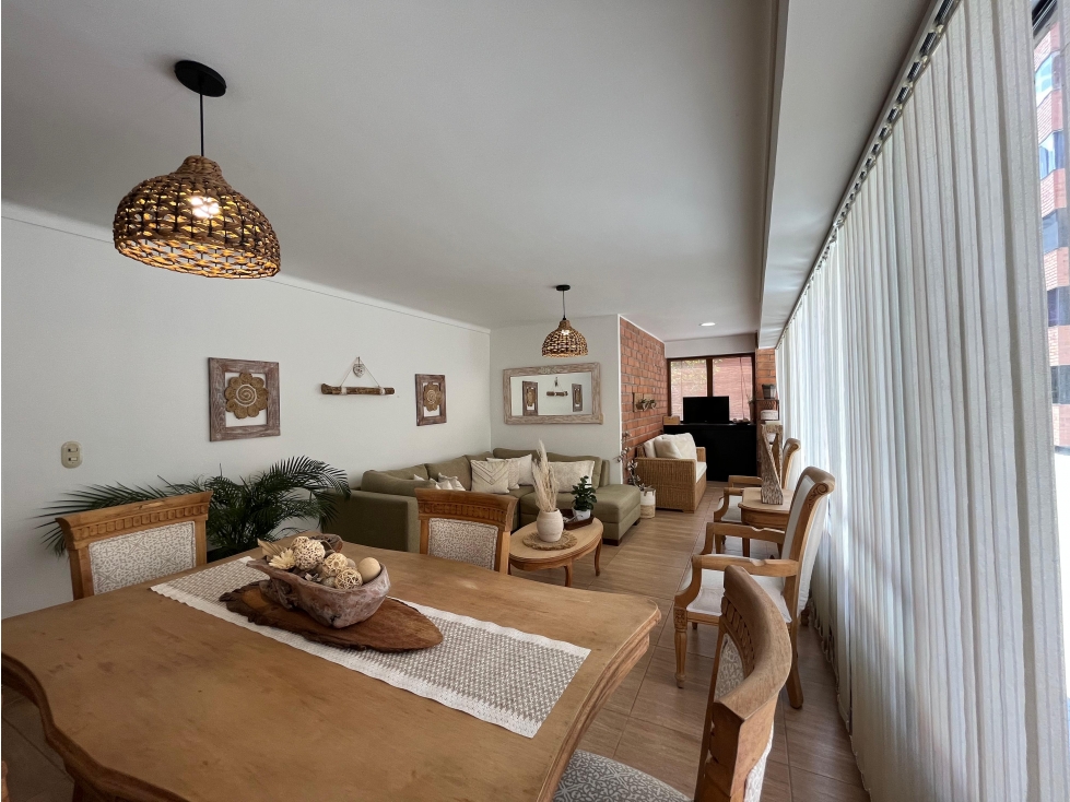 Venta Hermoso Apartamento Poblado la 10 - Medellin.