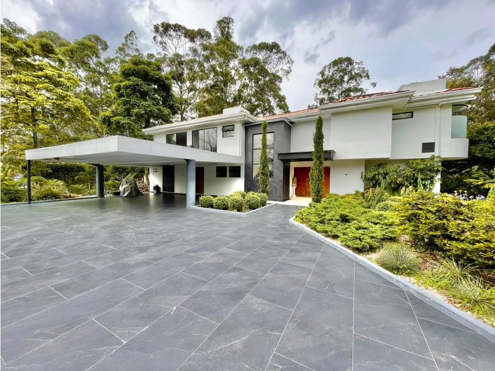 Exclusiva Casa En Balsos Un Sueño Hecho Realidad — foto 5