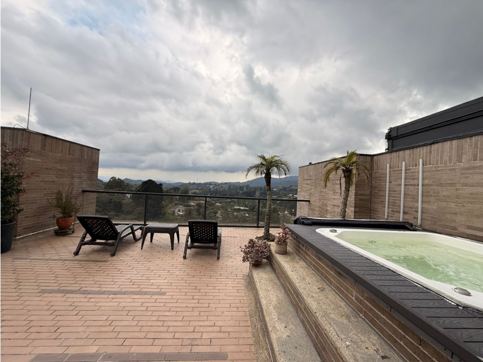 Amoblado HERMOSO dúplex alto de palmas — foto 2