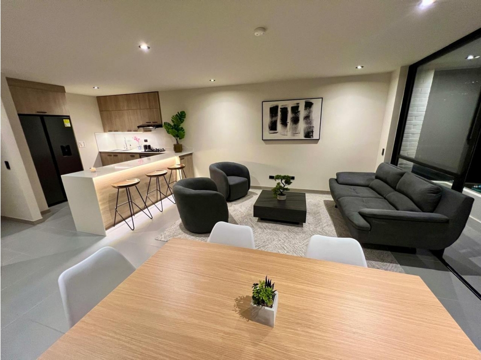 Amoblado HERMOSO Apartamento Remodelado Envigado — foto 4