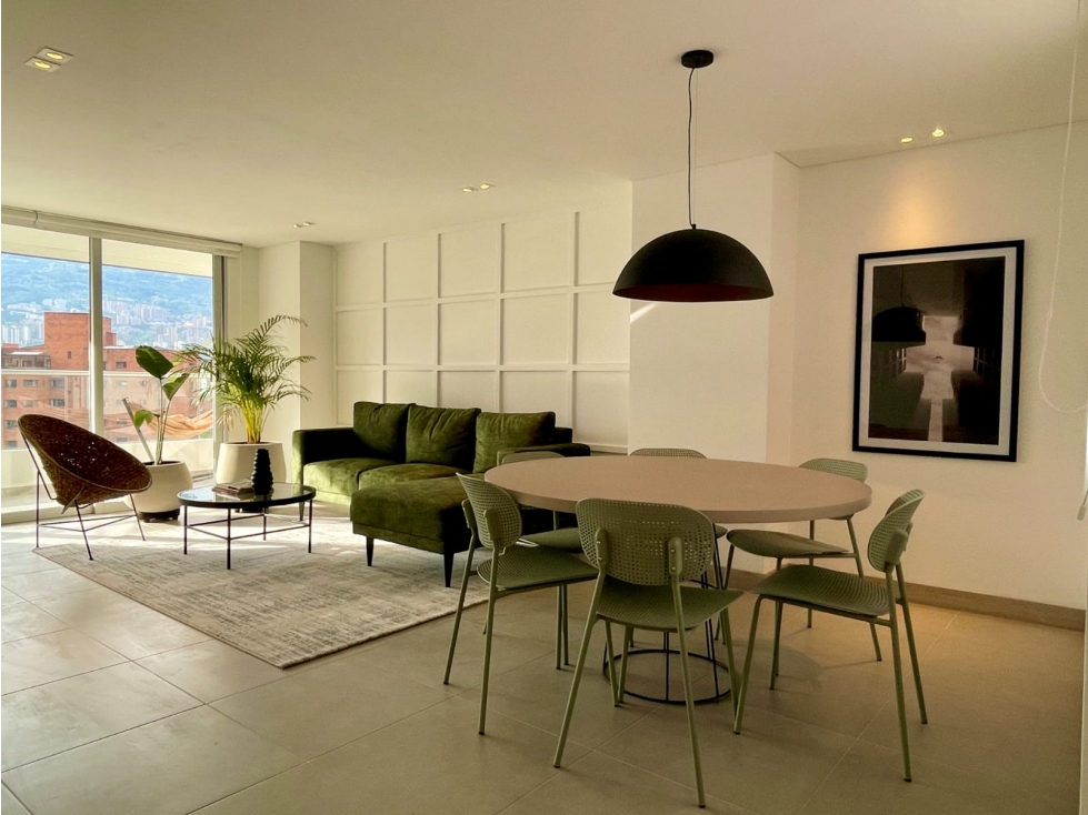 VENTA HERMOSO Apartamento con vista Laureles