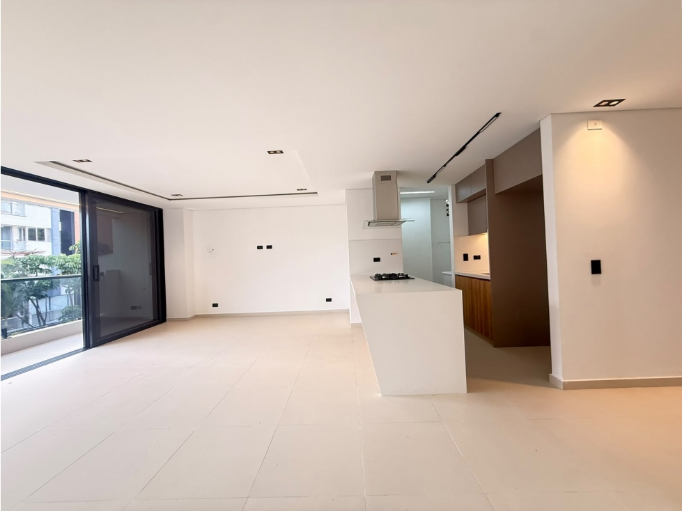 Venta HERMOSO Apartamento de lujo Laureles — foto 2
