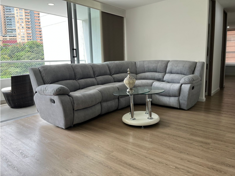 Amoblado Hermoso piso 13 Envigado - Antioquia — foto 2