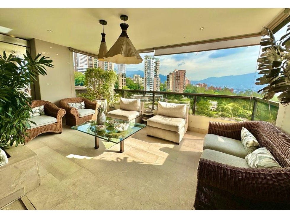 Amoblado Hermoso Apartamento Poblado - Medellín — foto 3