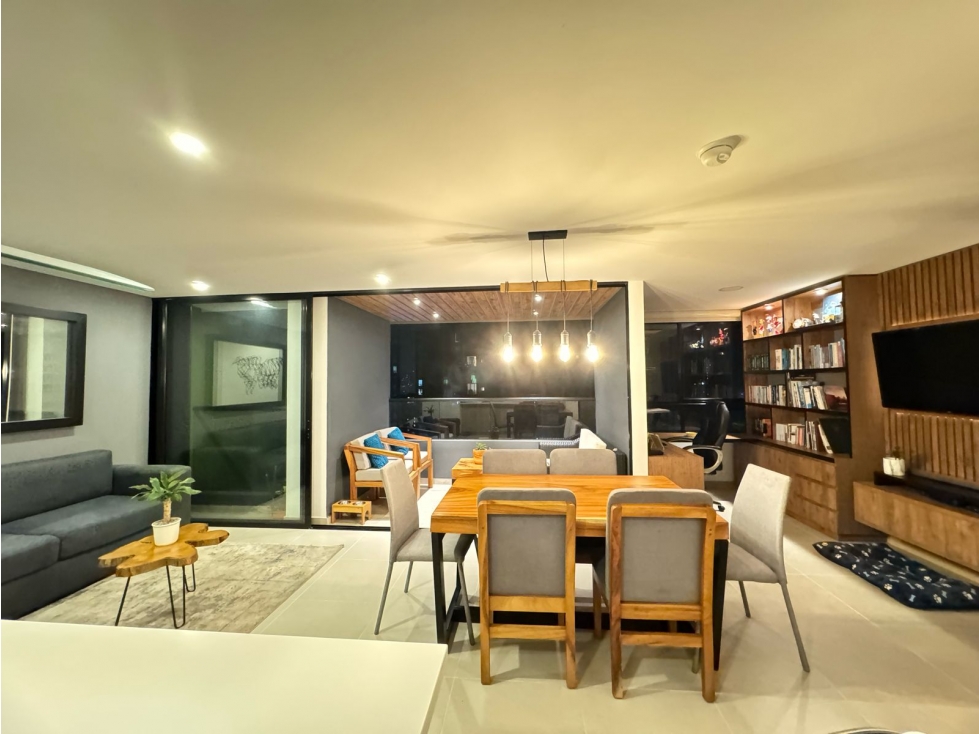 Amoblado Hermoso Apartamento Loma de las brujas Envigado - Antioquia. — foto 3