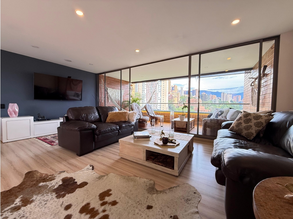 Amoblado HERMOSO Apartamento Loma de las Santas Poblado — foto 5