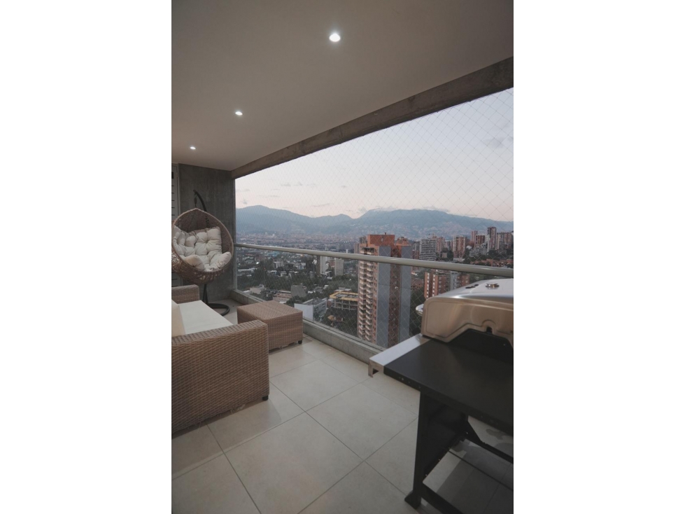 Venta ESPECTACULAR Apartamento de lujo Poblado Provenza — foto 2