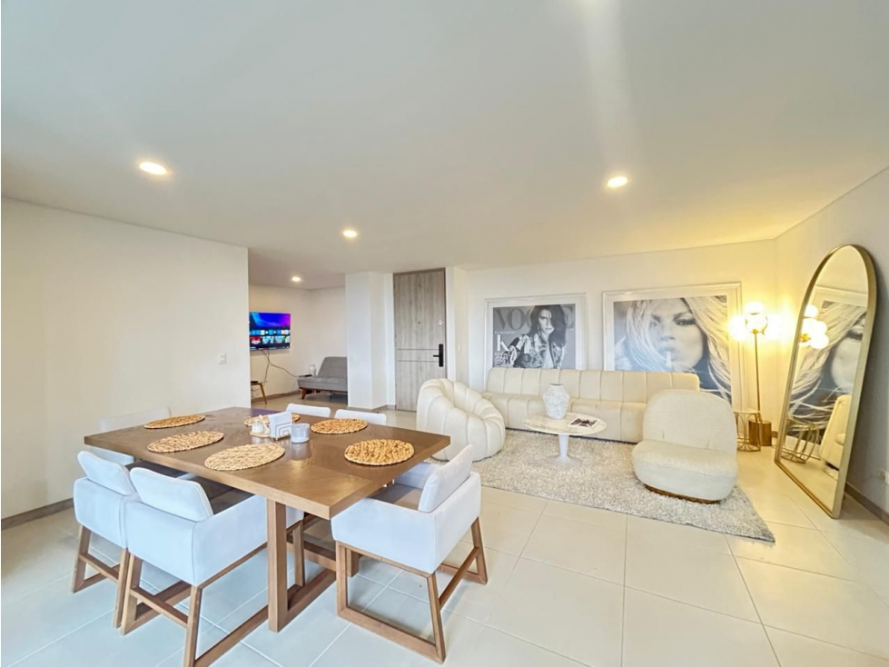 Amoblado HERMOSO Apartamento de lujo Envigado