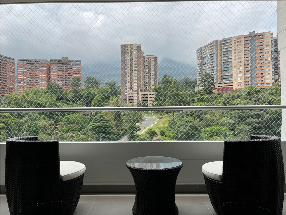 Amoblado Hermoso piso 13 Envigado - Antioquia — foto 4