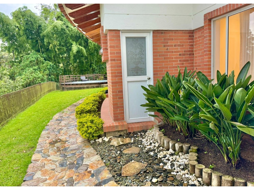 Amoblada ESPECTACULAR Casa Escobero - Envigado — foto 6