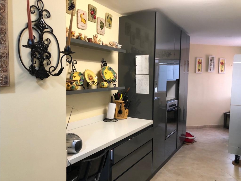 Venta Hermoso Apartamento Laureles - Medellin. — foto 3