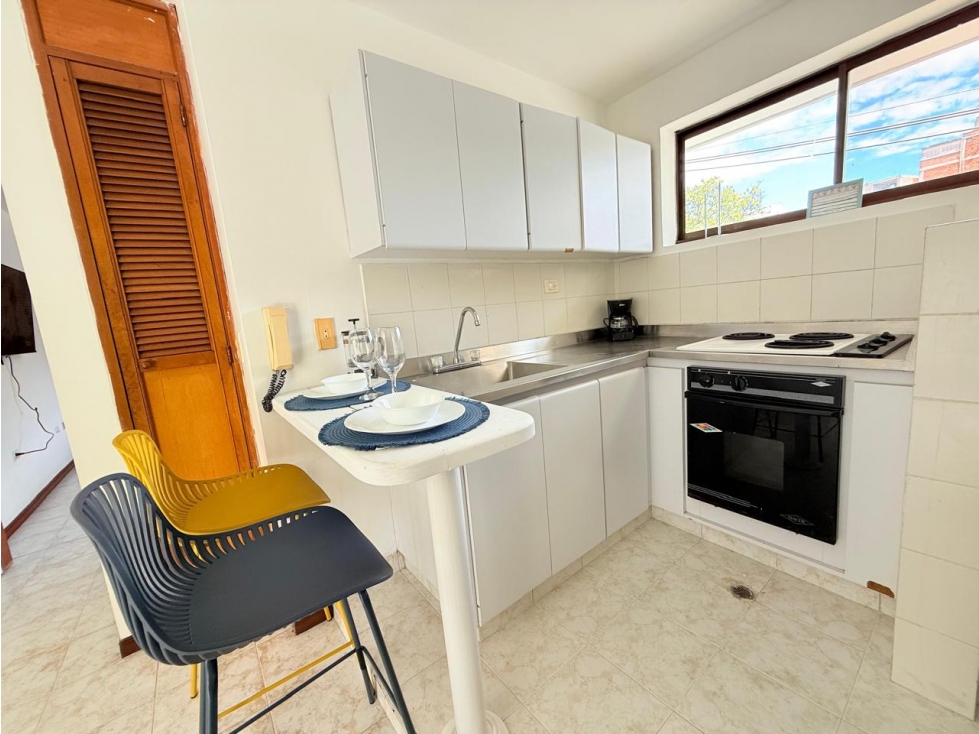 Amoblado HERMOSO estudio Primer Parque Laureles — foto 6