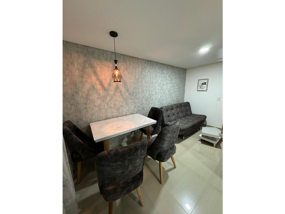 Amoblado HERMOSO Apartamento La Floresta - Medellín — foto 3