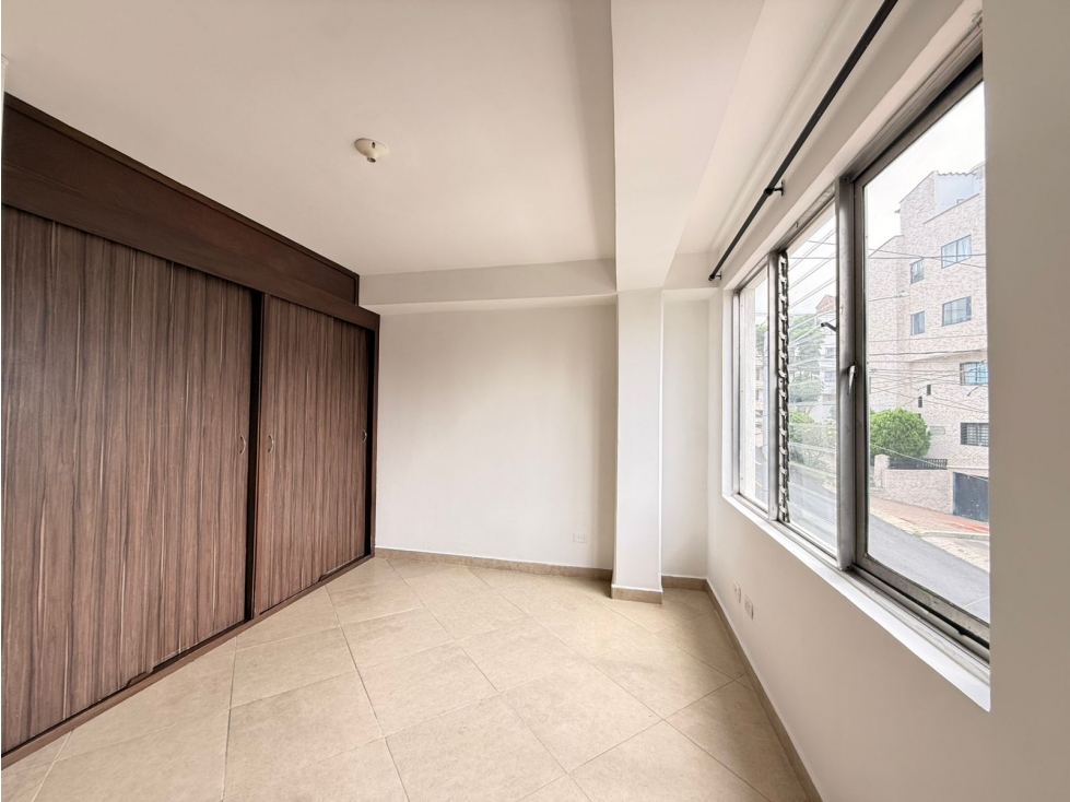 Venta HERMOSO Apartamento Santa Mónica — foto 3