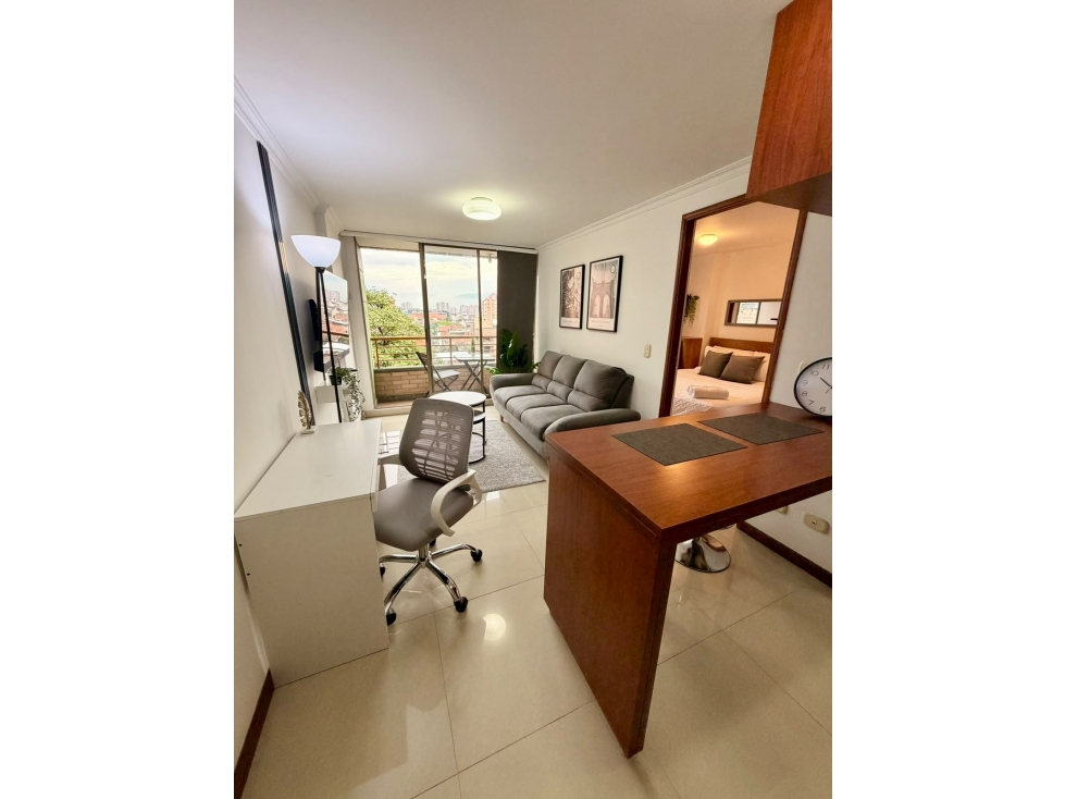 Amoblado HERMOSO Estudio Cerca a la UPB