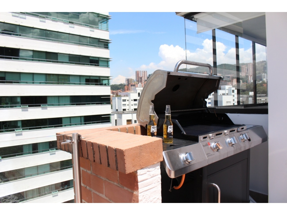 Amoblado Espectacular Duplex PH Poblado- precio por día.