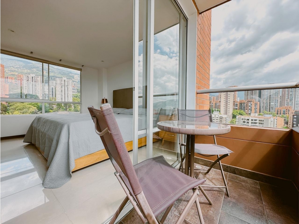 Amoblado HERMOSO Apartamento Los Balsos Poblado