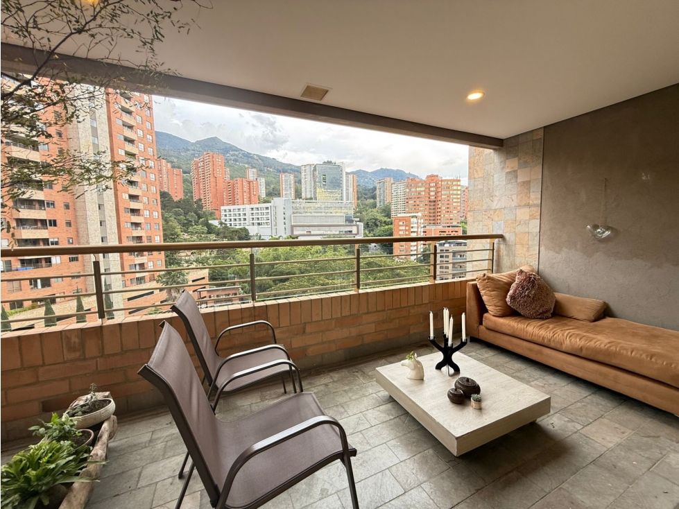 Amoblado HERMOSO Apartamento cerca al Tesoro