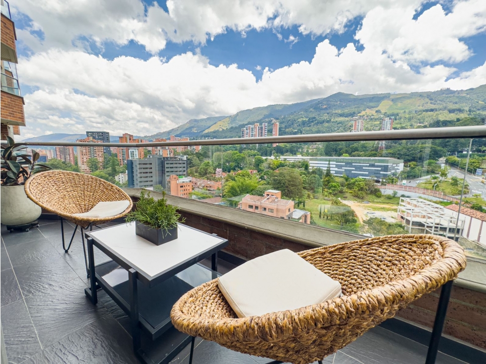 Amoblado Hermoso Dúplex Balsos Poblado - Medellín.