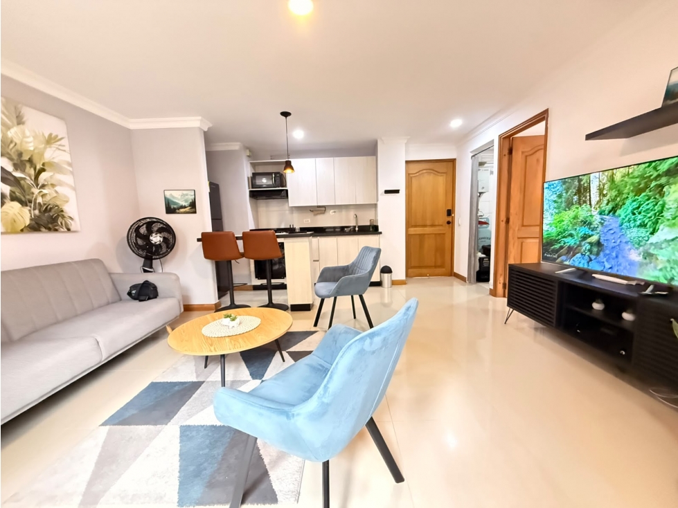 Amoblado HERMOSO estudio Laureles — foto 2