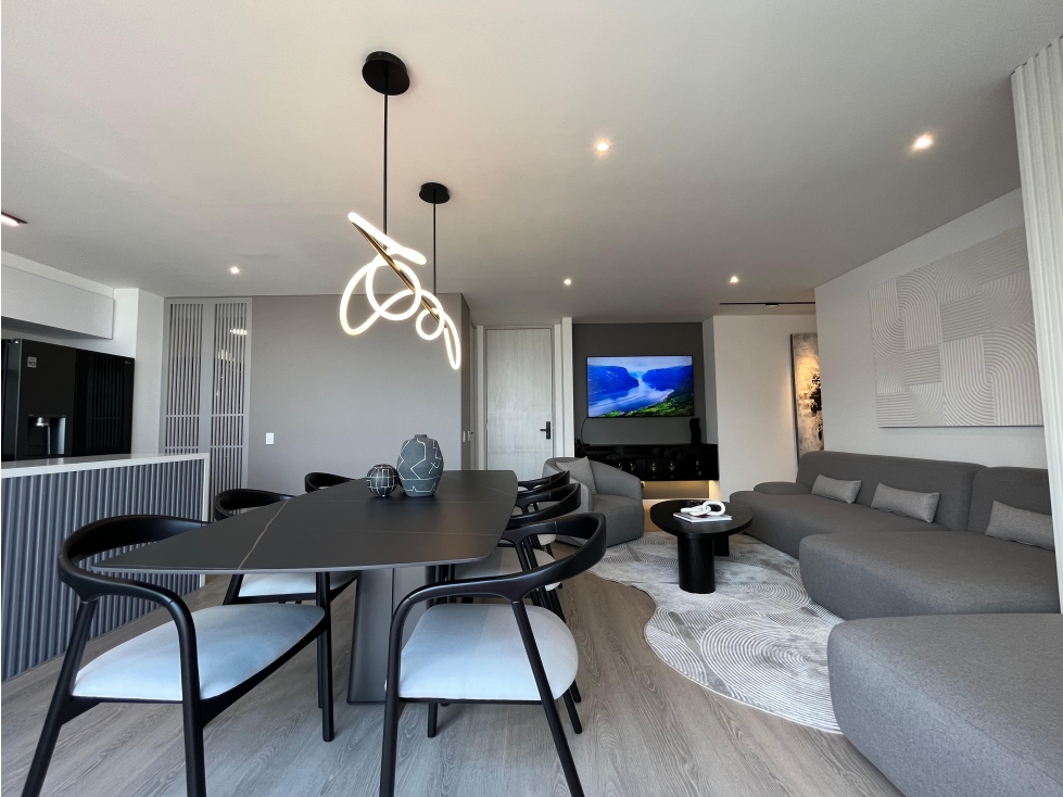 Amoblado Espectacular Apartamento de lujo Poblado - Medellín. — foto 2