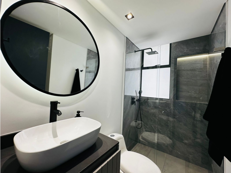 Amoblado Hermoso Apartamento de Lujo Poblado - Medellín — foto 6