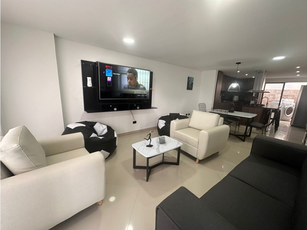 Amoblada Espectacular Casa Belén - Medellín, Precio por día. — foto 4